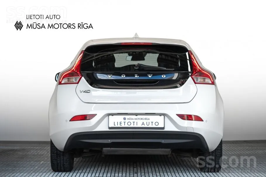 Volvo V40 2016 photo 4