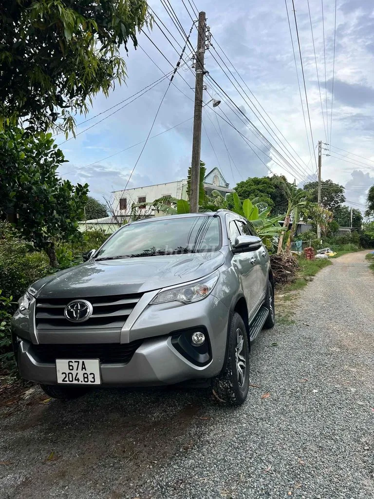 Toyota Fortuner 2017 photo 4