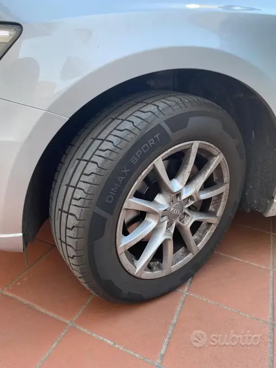 Audi Q5 2004 photo 2