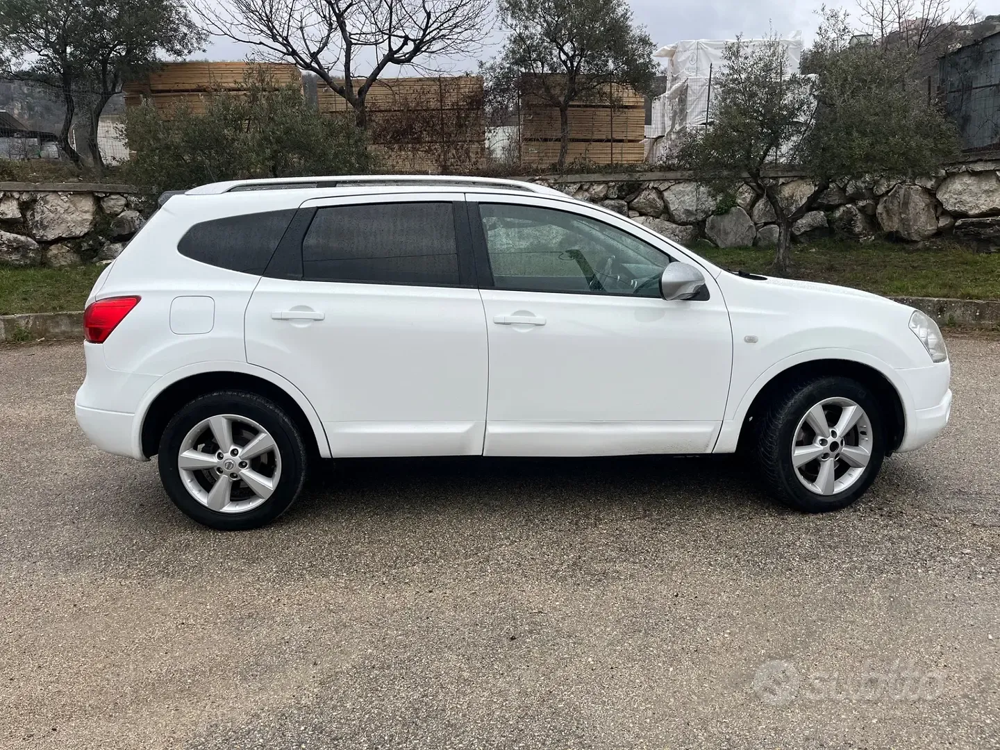 Nissan Qashqai 2009 photo 3