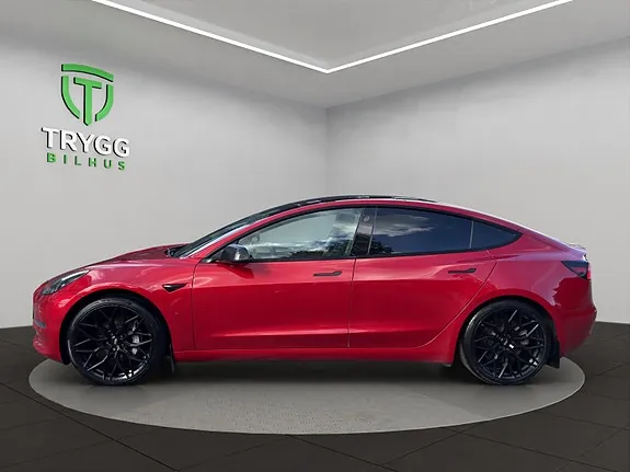 Tesla Model 3 2021 photo 2