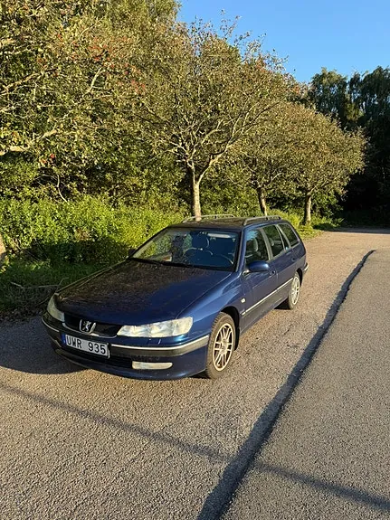 Peugeot 406