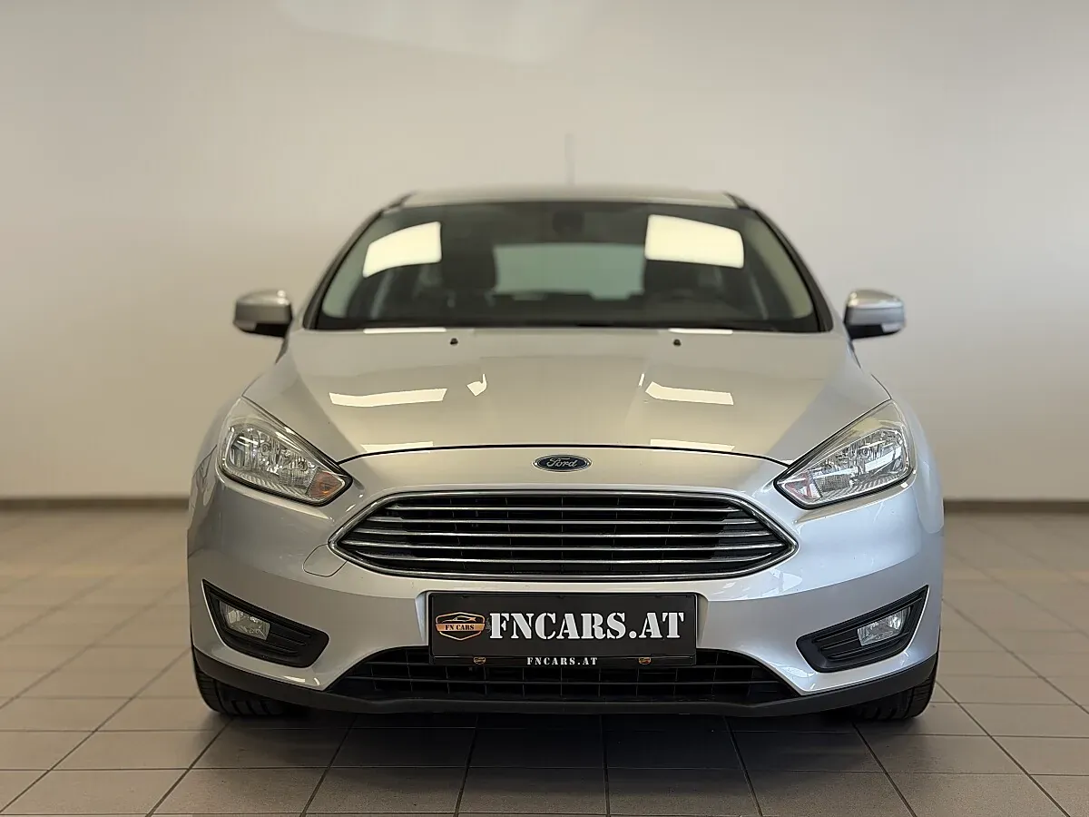Ford Focus 2015 photo 2