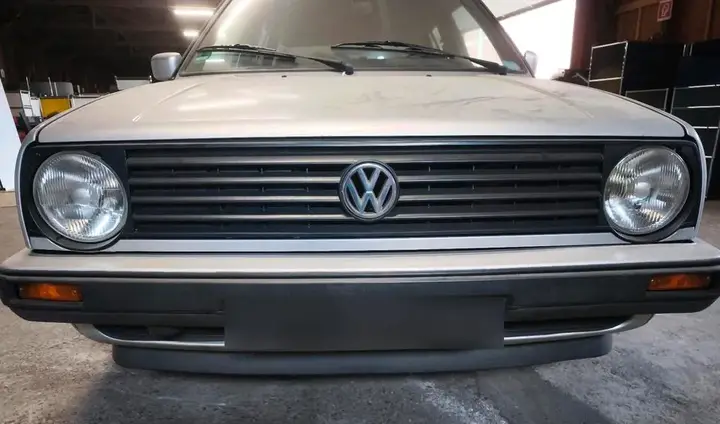 Volkswagen Golf 2