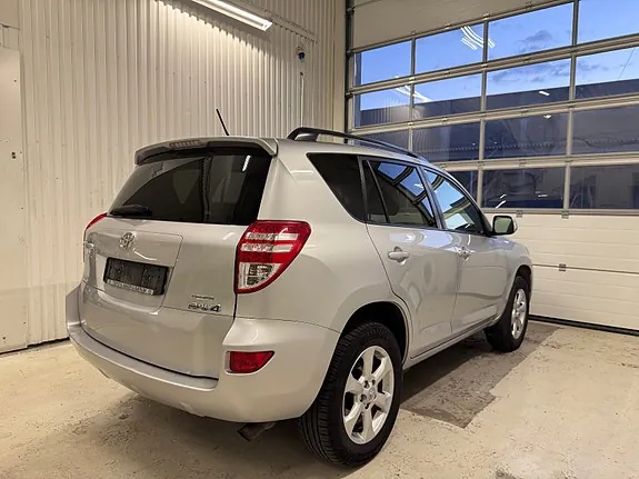 Toyota Rav4 2011 photo 4
