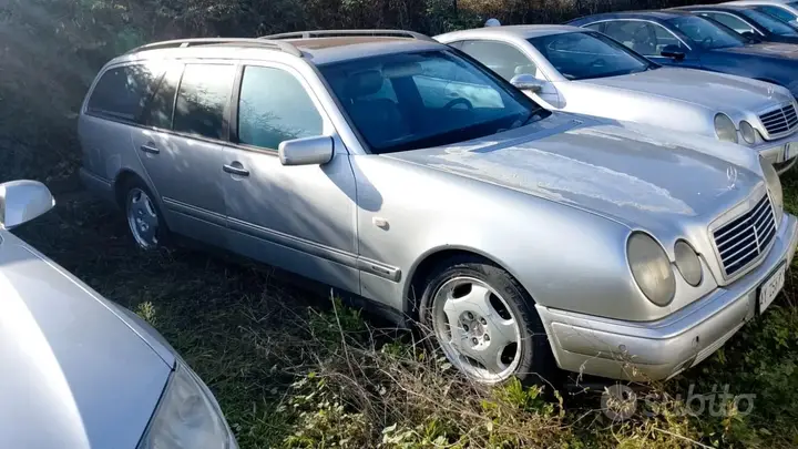 Mercedes-Benz E 200