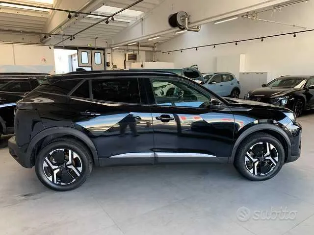 Peugeot 2008 2023 photo 4
