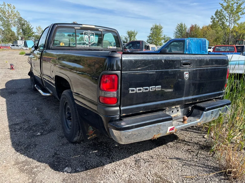 Dodge Ram 1500 1994 photo 2