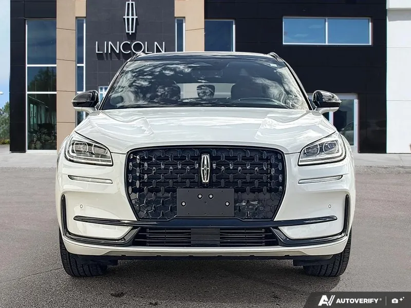 Lincoln Corsair 2026 photo 2