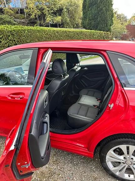 Mercedes-Benz B200 D 2016 photo 4