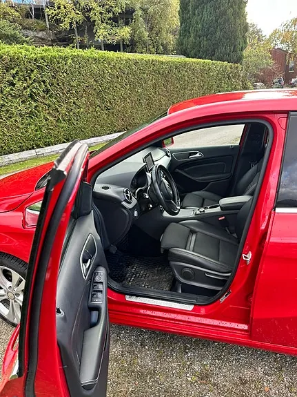 Mercedes-Benz B200 D 2016 photo 5