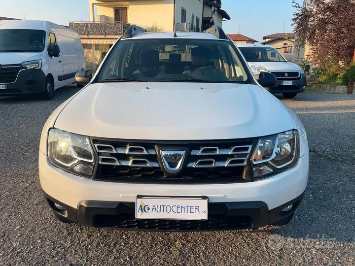 Dacia Duster 2016 photo 2
