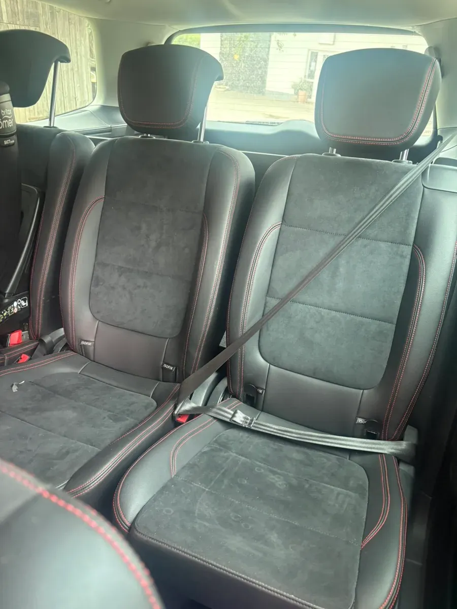 Seat Alhambra 2017 photo 2