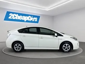 Toyota Prius 2015 photo 5