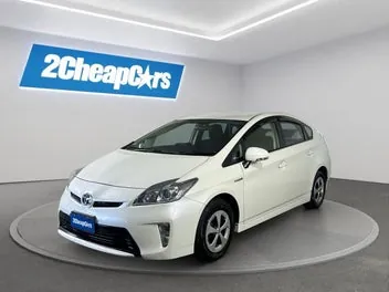 Toyota Prius 2015 photo 2
