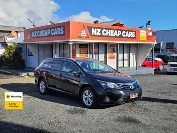 Toyota Avensis 2013 photo 2