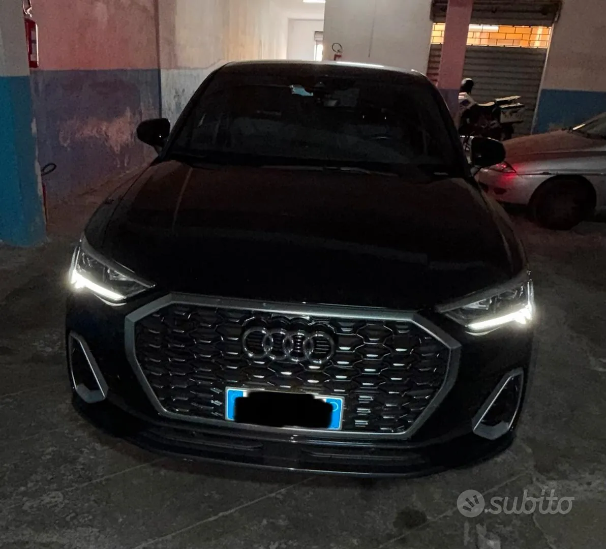 Audi Q3 2023 photo 2