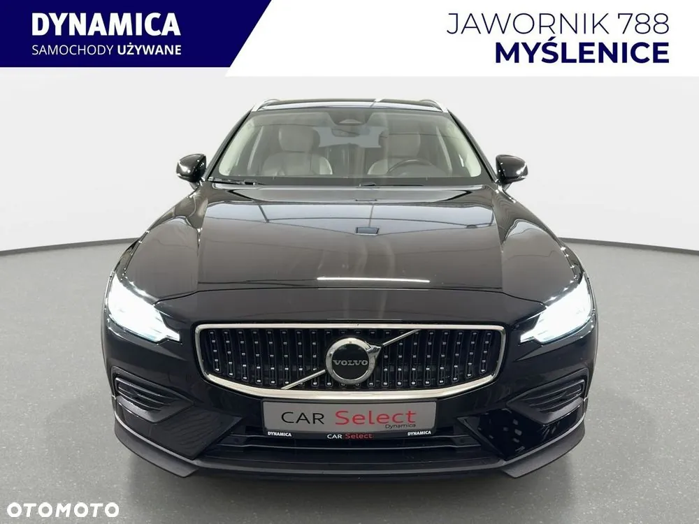 Volvo V60 2022 photo 3