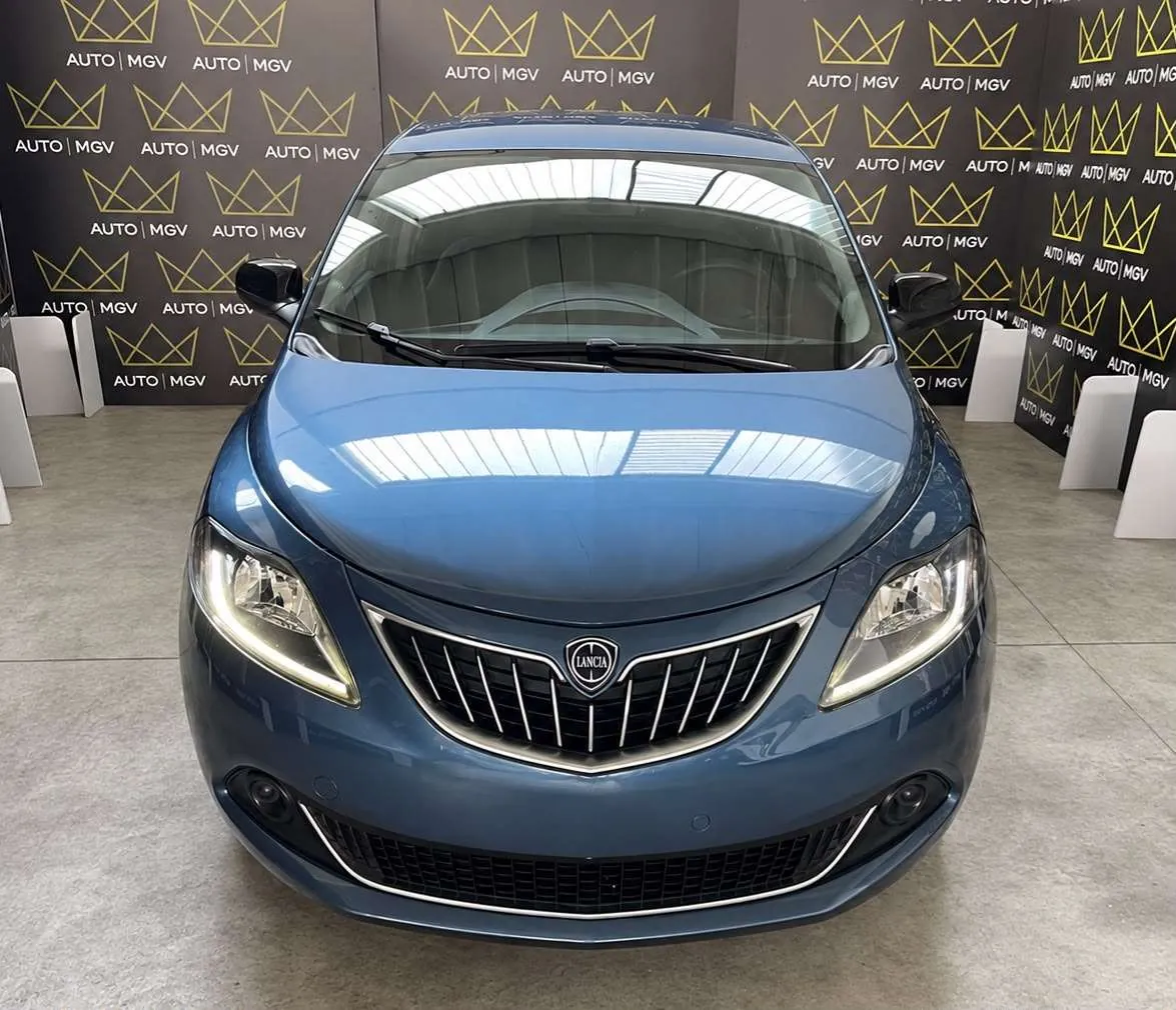 Lancia Ypsilon 2022 photo 2