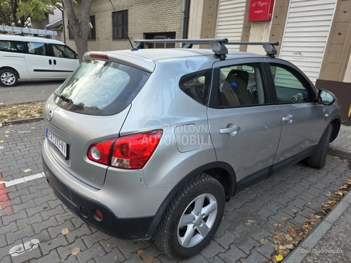 Nissan Qashqai 2010 photo 5