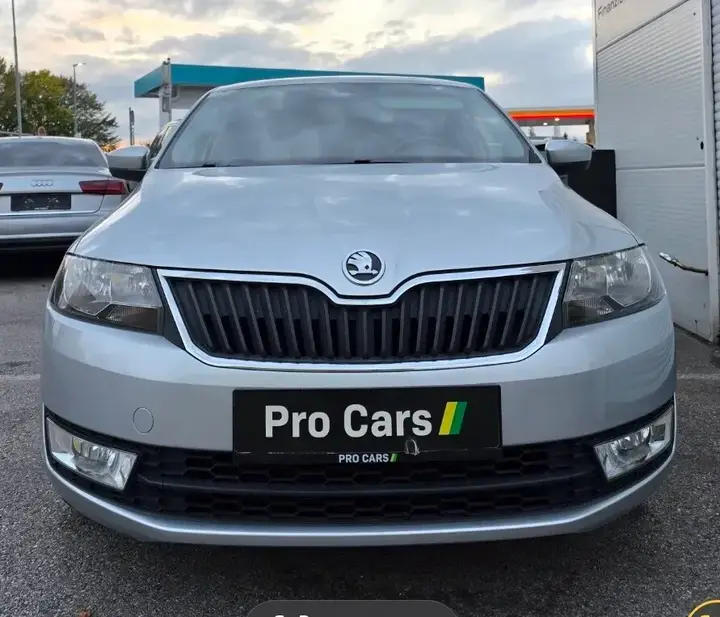 Skoda Rapid 2015 photo 3