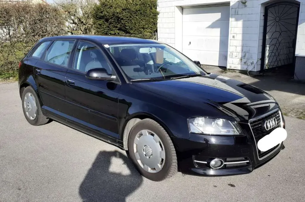 Audi A3 2011 photo 3
