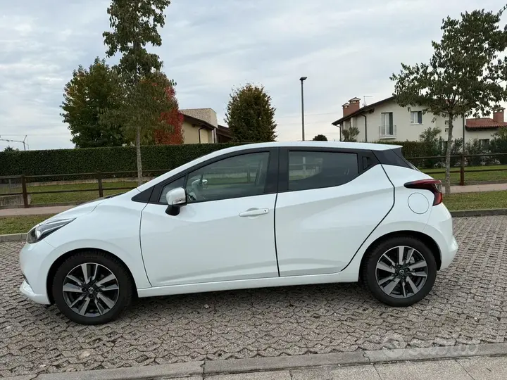 Nissan Micra 2017 photo 2