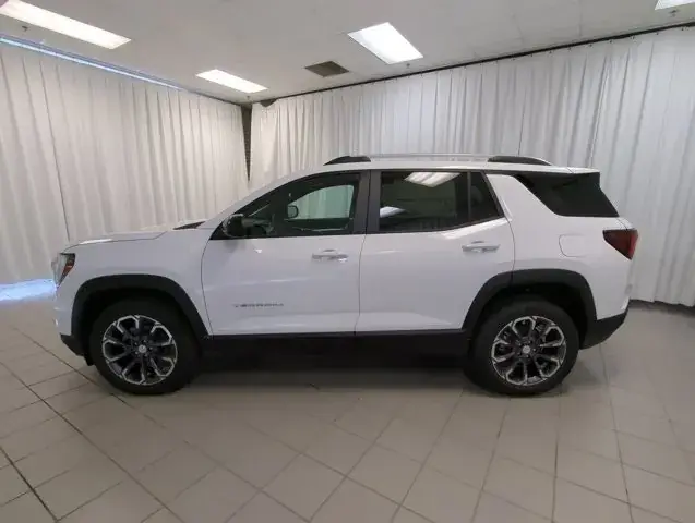 GMC Terrain 2027 photo 5