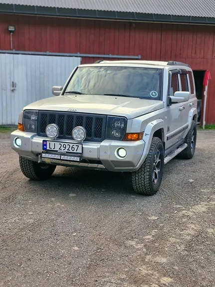 Jeep Commander 2007 photo 2