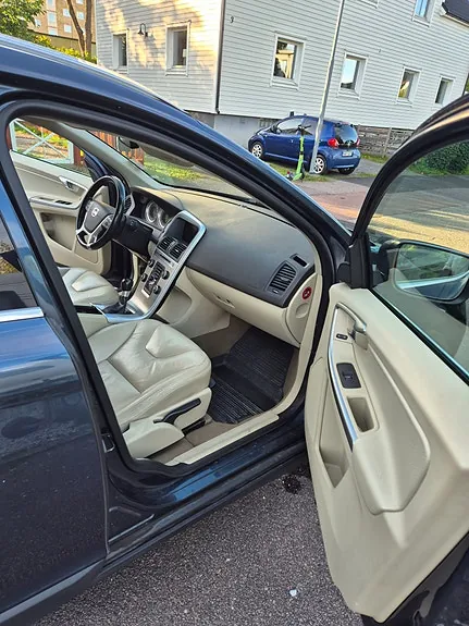Volvo Xc60 2011 photo 4