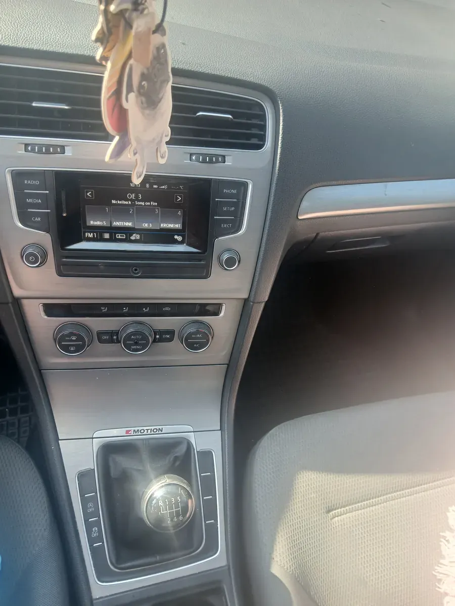 Volkswagen Golf 2016 photo 2