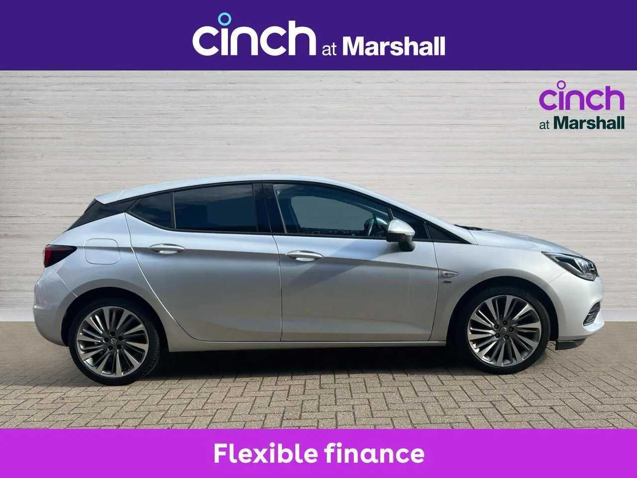 Vauxhall Astra 2020 photo 2
