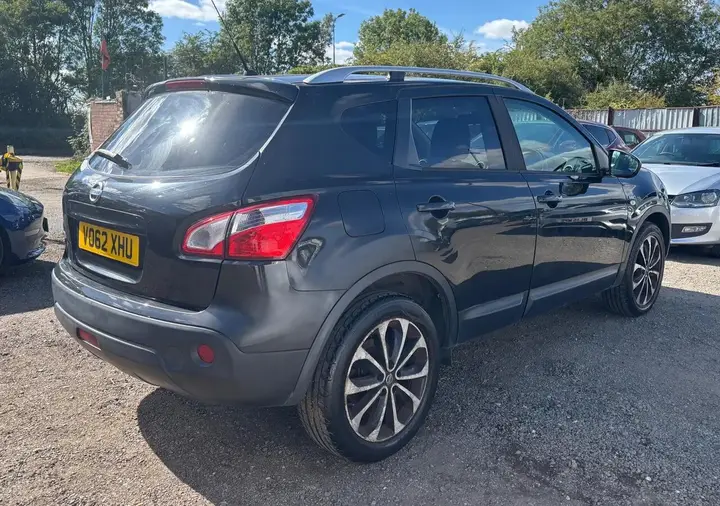 Nissan Qashqai 2012 photo 4