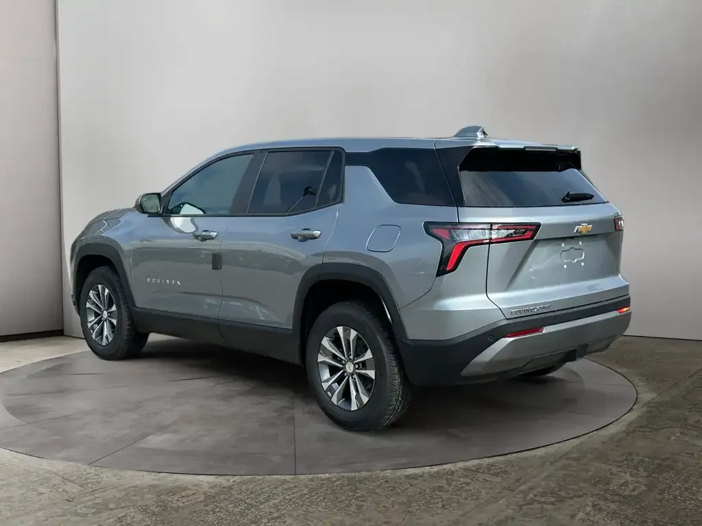 Chevrolet Equinox 2027 photo 3