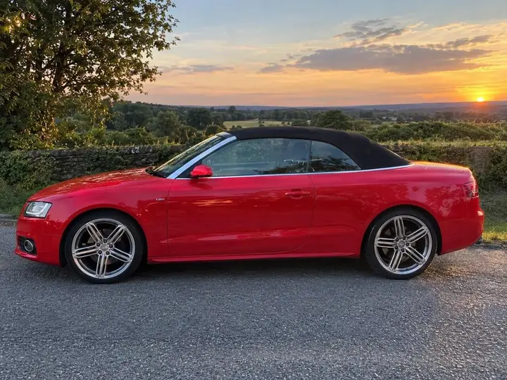 Audi A5 2010 photo 5