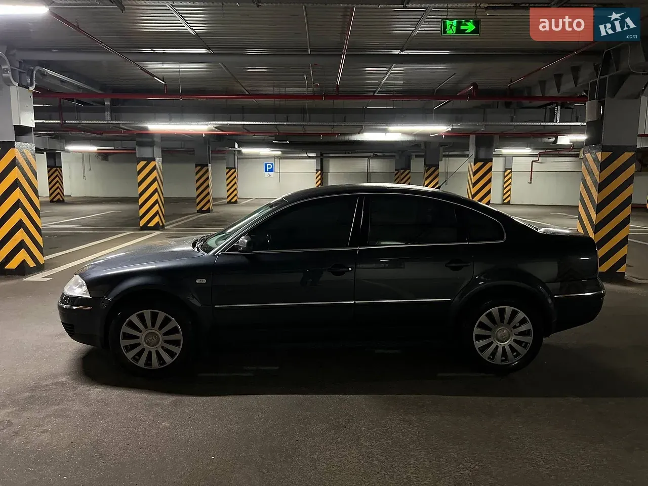 Volkswagen Passat 2003 photo 4