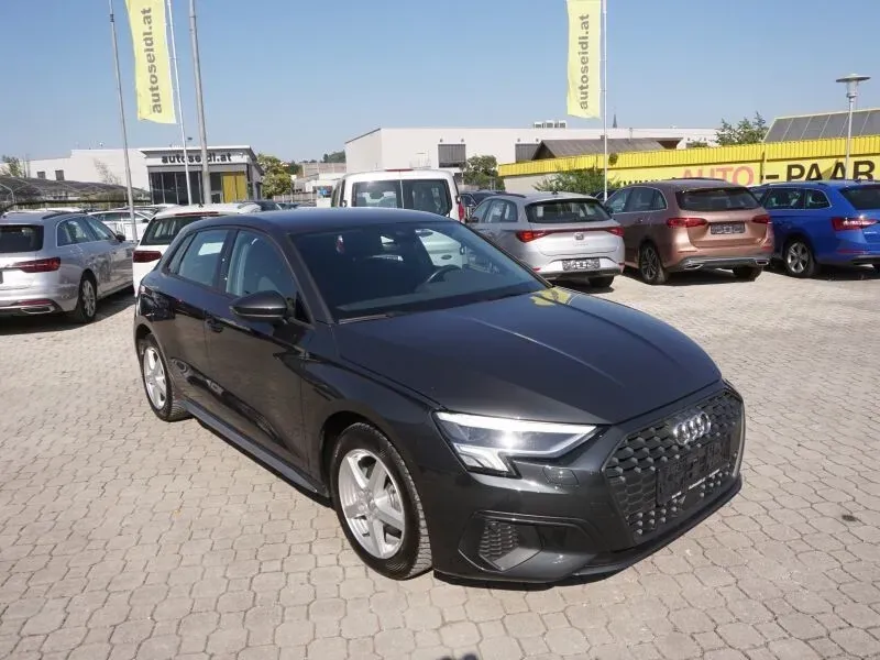 Audi A3 2022 photo 3