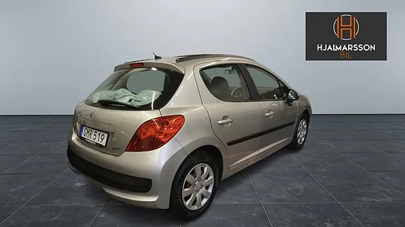 Peugeot 207 2008 photo 4