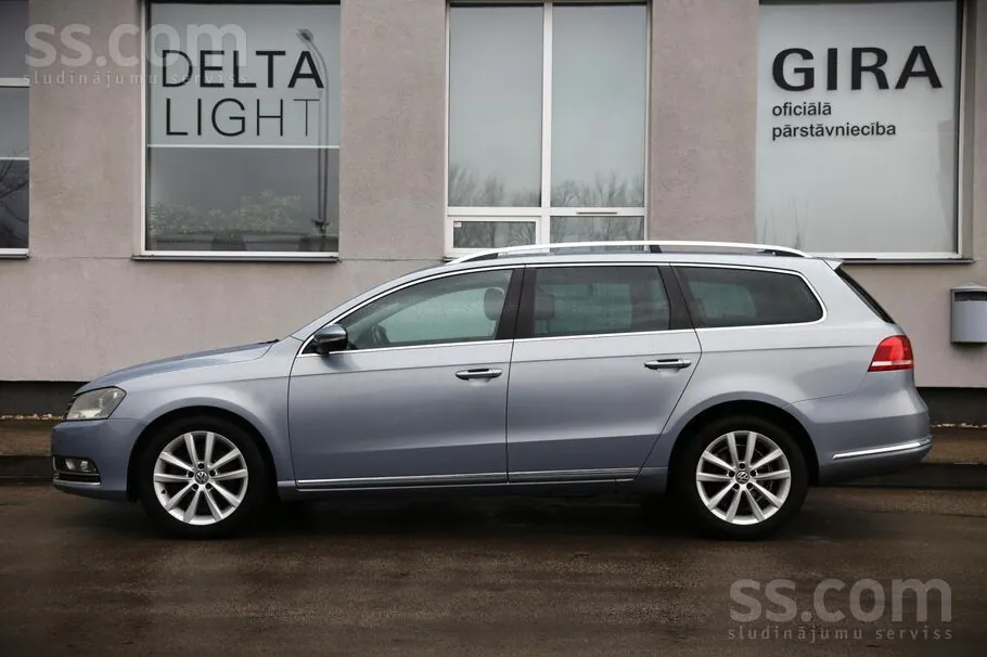 Volkswagen Passat 2011 photo 2