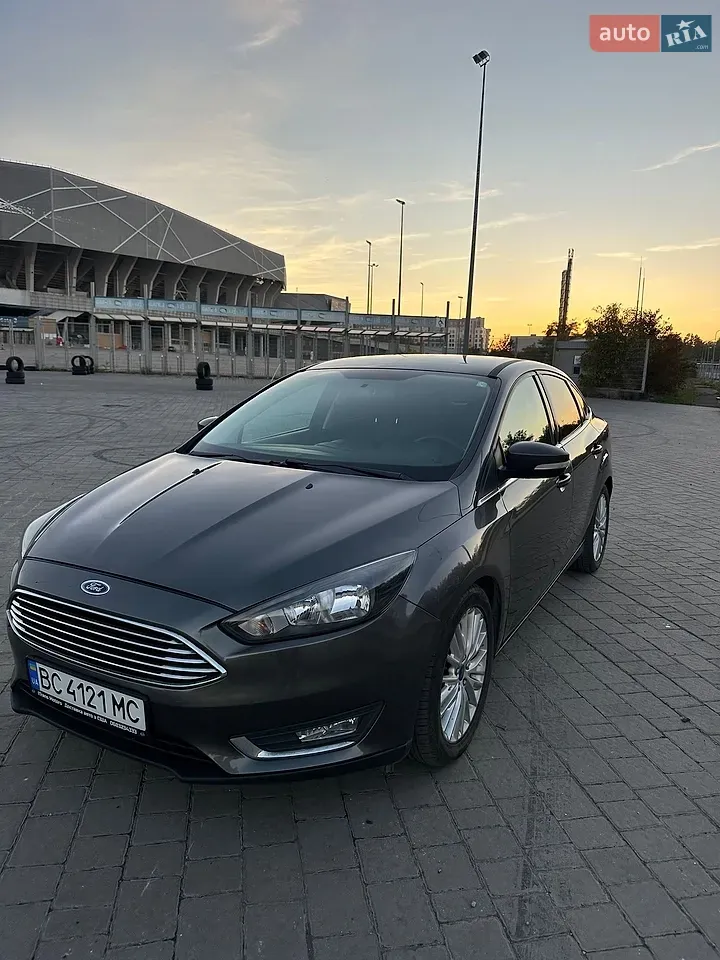 Ford Focus 2015 photo 2
