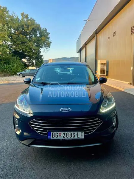 Ford Kuga 2021 photo 2