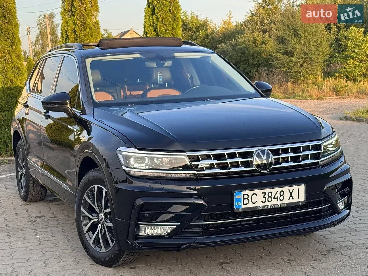 Volkswagen Tiguan 2019 photo 2