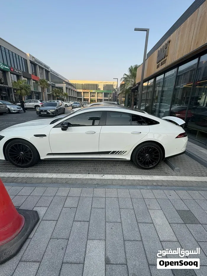 Mercedes-Benz Gt-Class 2021 photo 2