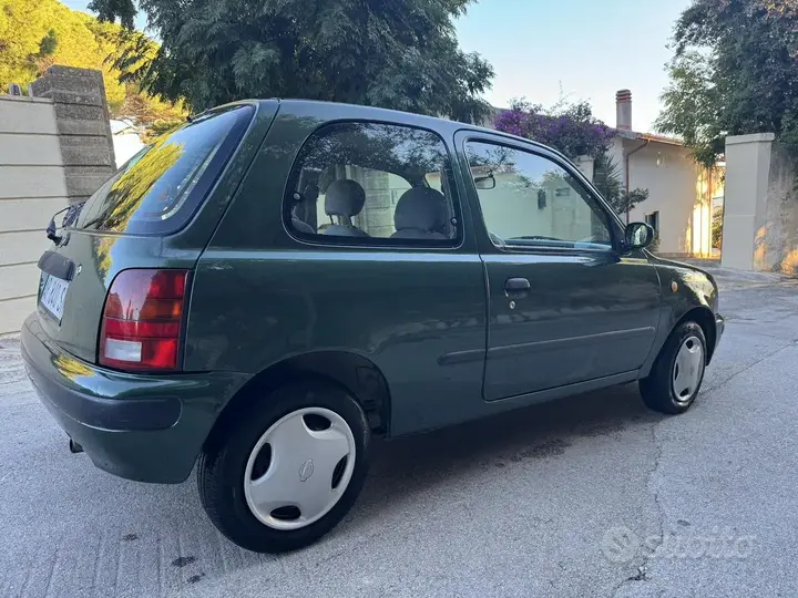 Nissan Micra 1997 photo 4