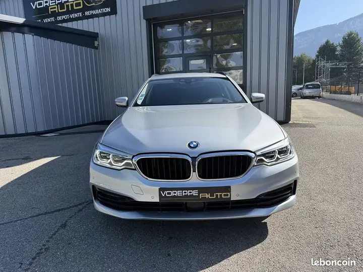 BMW Série 5 2018 photo 2
