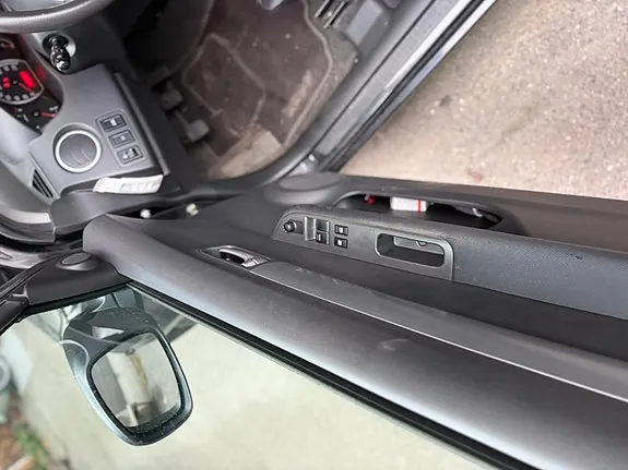 Suzuki Swift 2007 photo 5