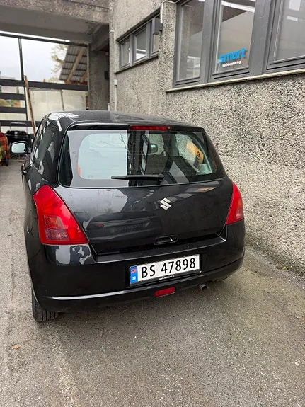Suzuki Swift 2007 photo 3