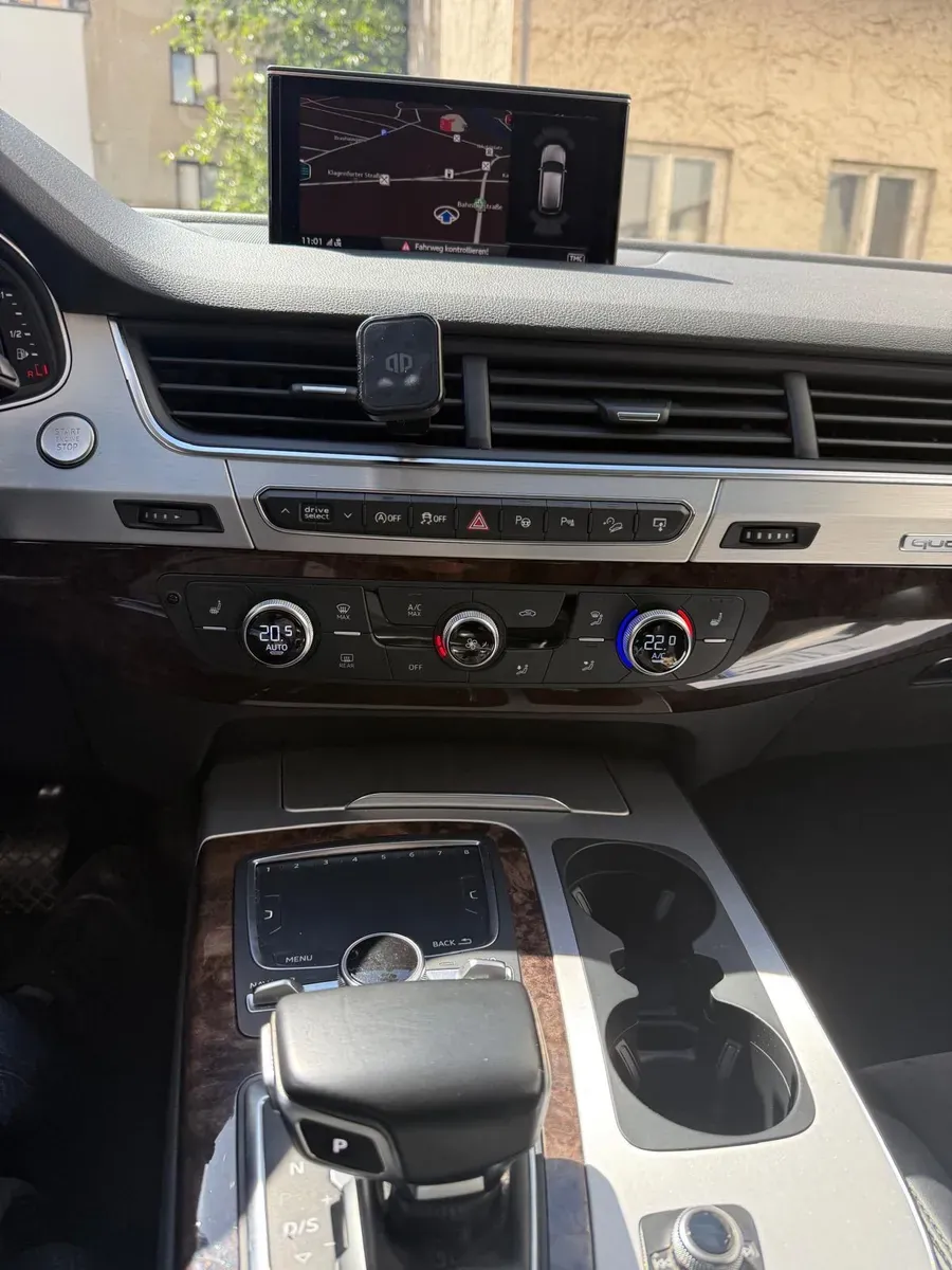 Audi Q7 2016 photo 3
