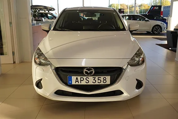 Mazda 2 2018 photo 3