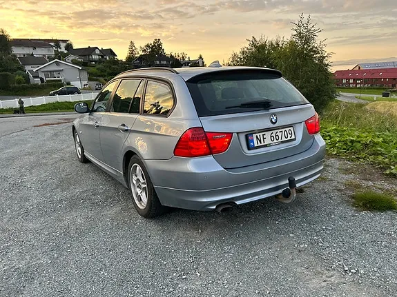 BMW 318D 2012 photo 5